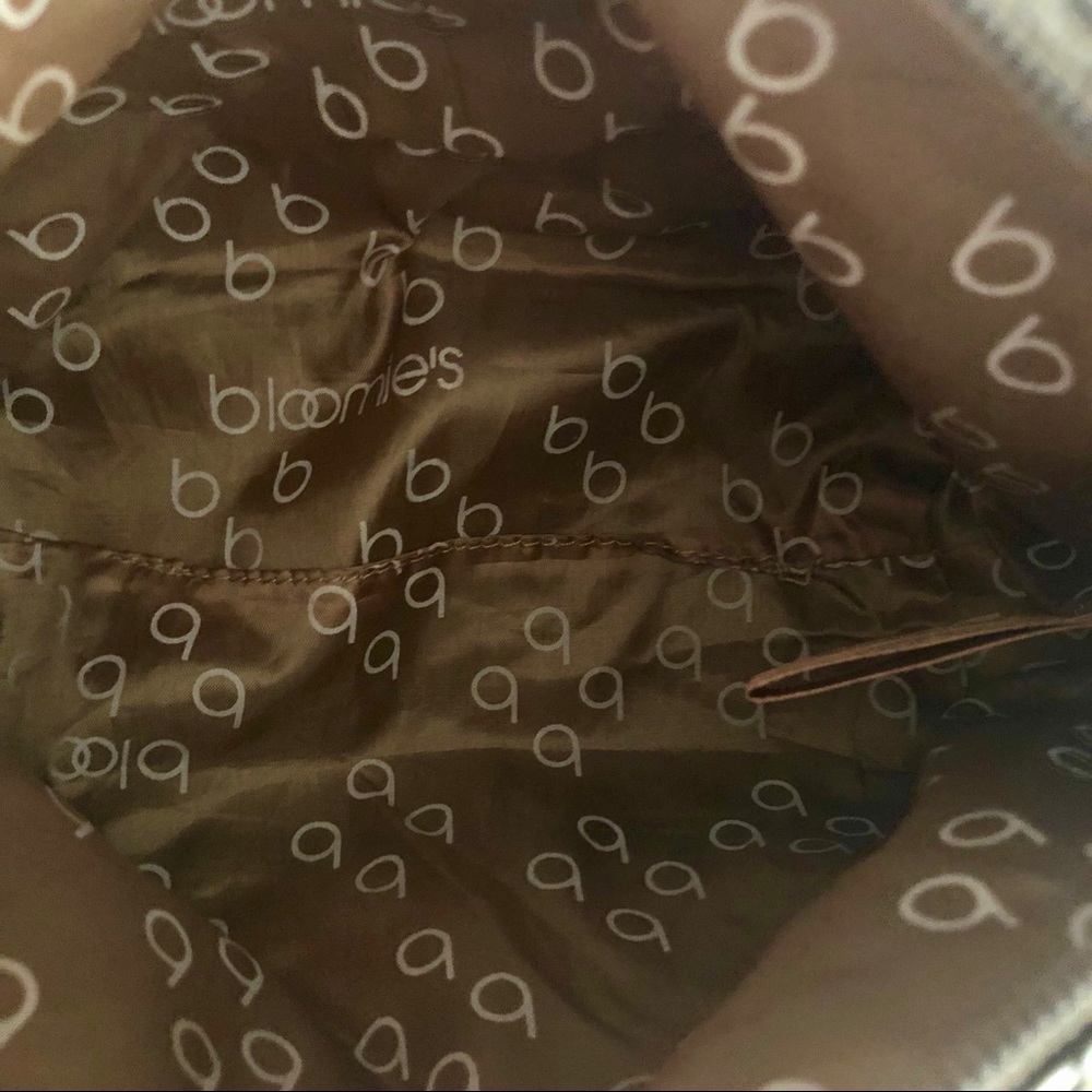 Barr + Barr NY Small Clutch - Picture 5 of 7